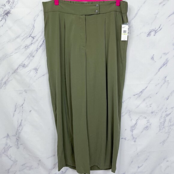 Jessica Simpson | Melba Pleated Wide-Leg Trouser Olive Night | 18W - Picture 1 of 8